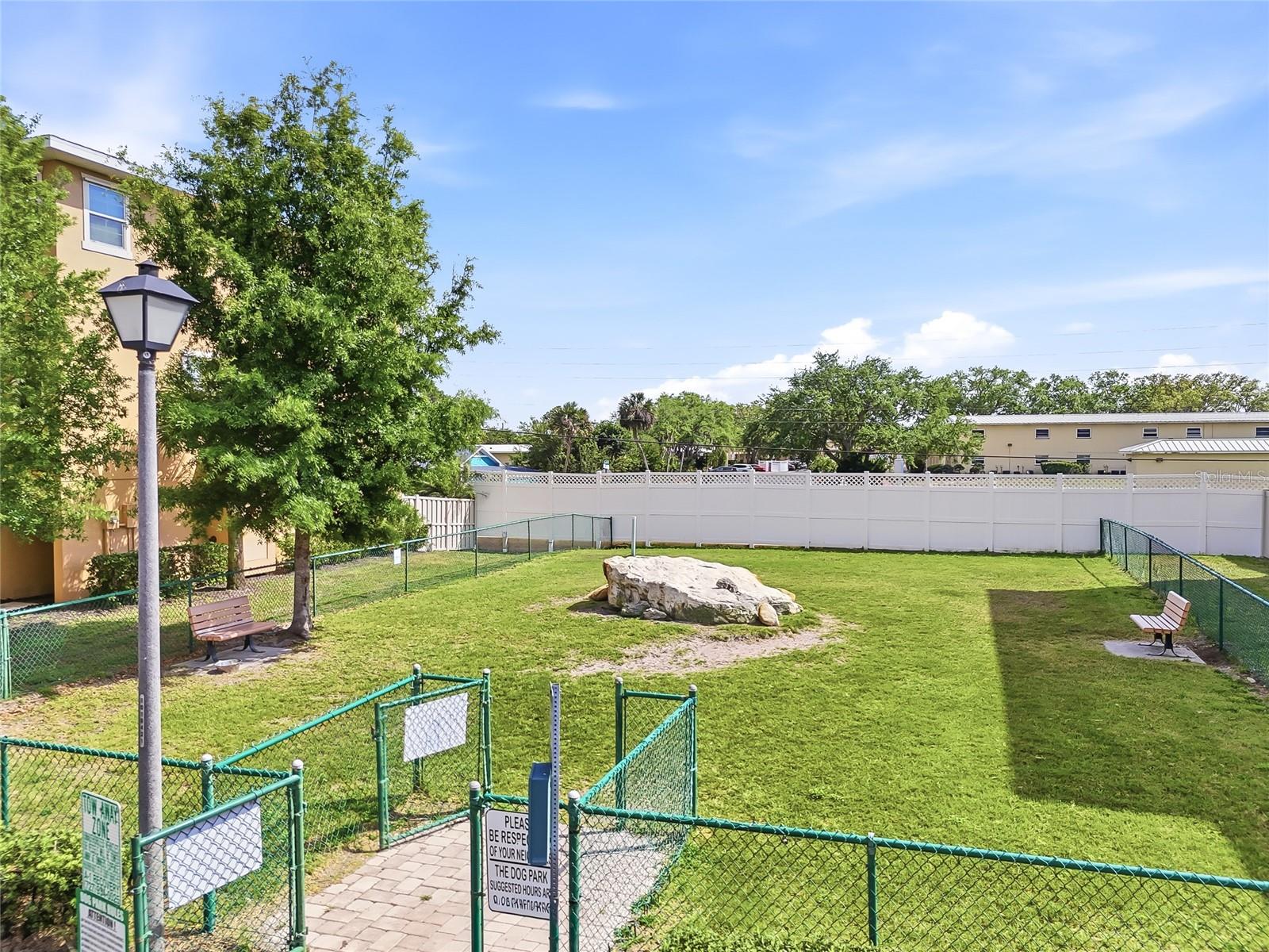 SEA FOREST BEACH CLUB TWNHMS - Residential