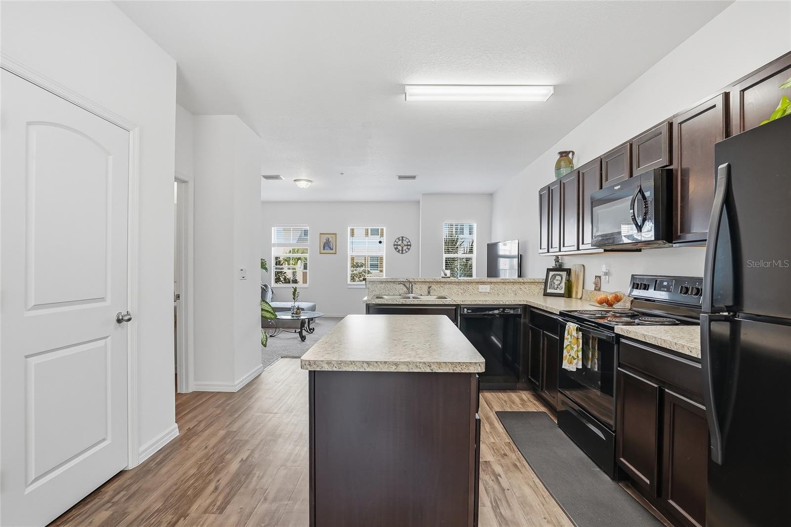 SEA FOREST BEACH CLUB TWNHMS - Residential