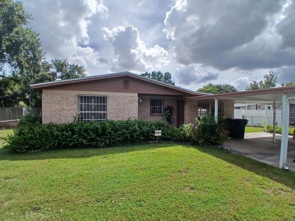 Photo of 4522 W Henry Avenue, Tampa, FL 33614 (MLS # TB8434807)