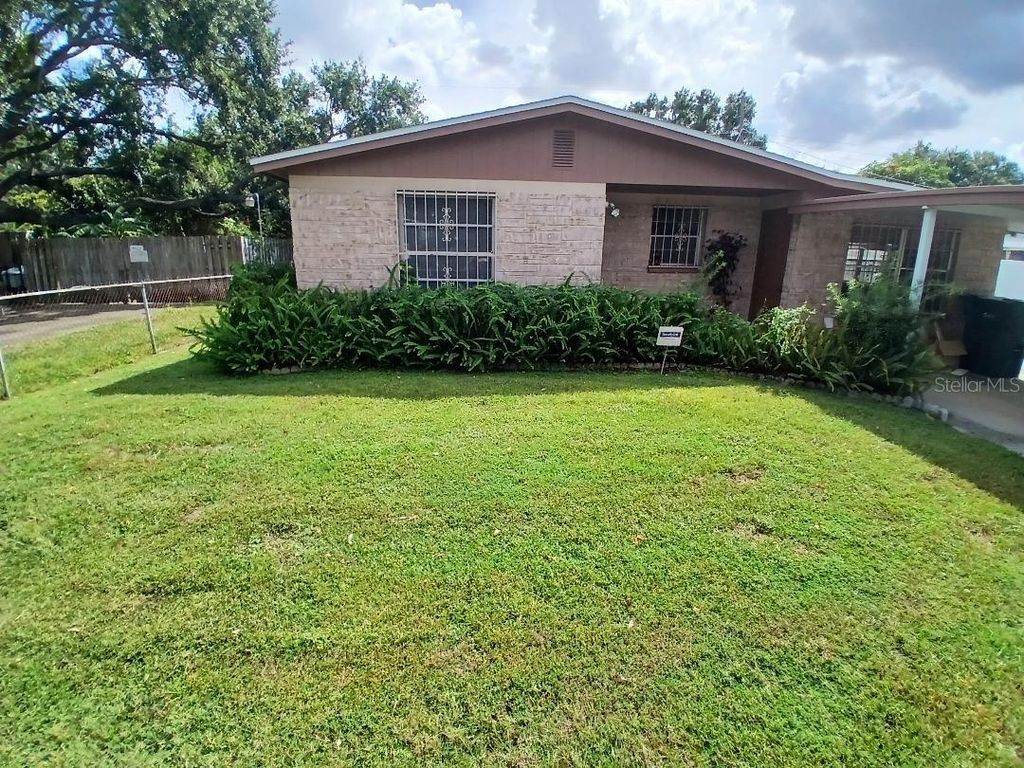 Photo of 4522 W Henry Avenue, Tampa, FL 33614 (MLS # TB8434807)