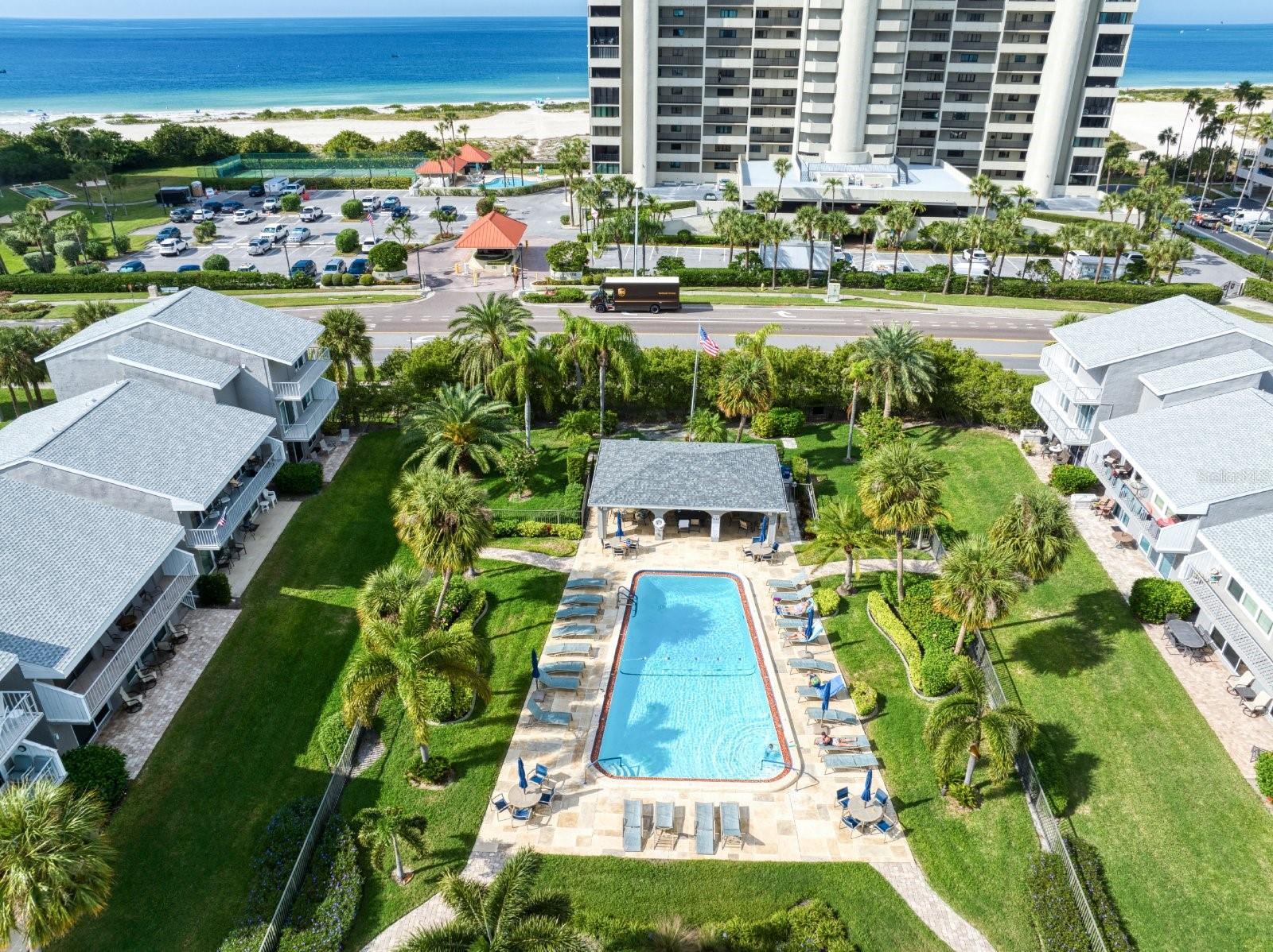 SAND KEY CONDO-BAYSIDE GARDENS III - Residential Lease