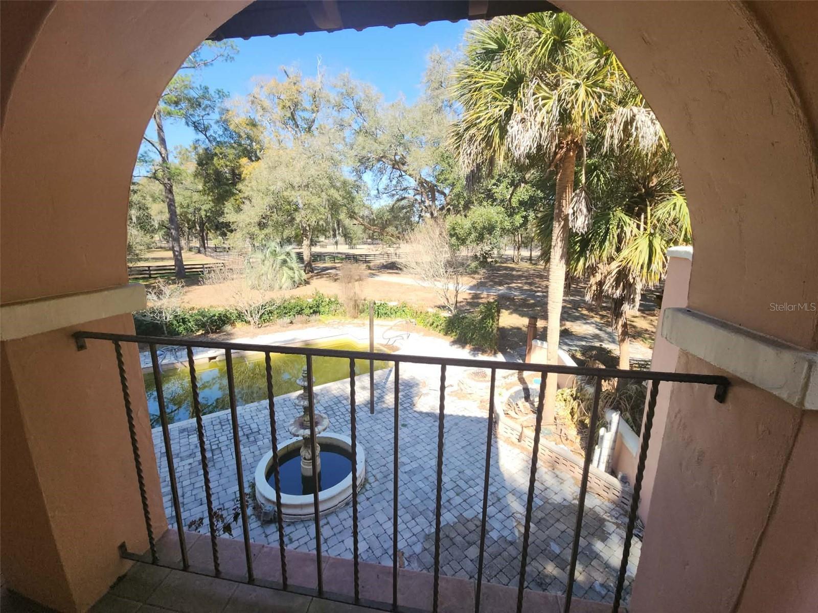 PINNACLE PARK - Residential