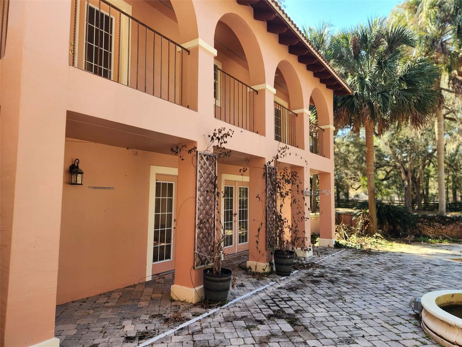 PINNACLE PARK - Residential