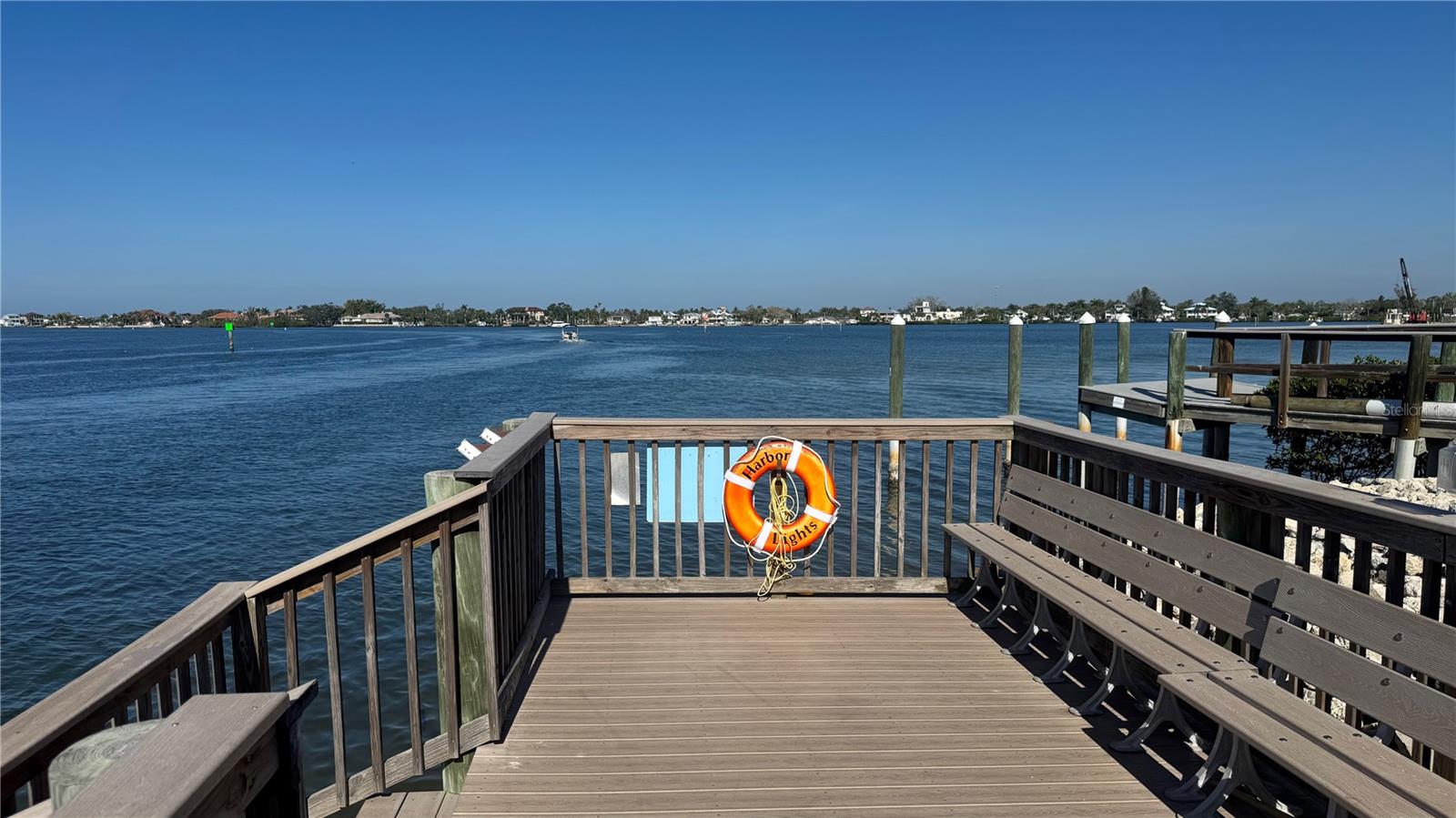 HARBOR LIGHTS MHP CO-OP - Residential