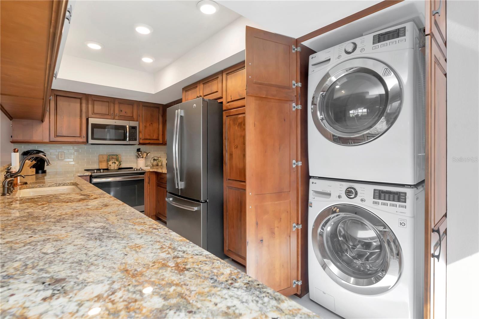 WINDRUSH NORTH-II CONDO - Residential