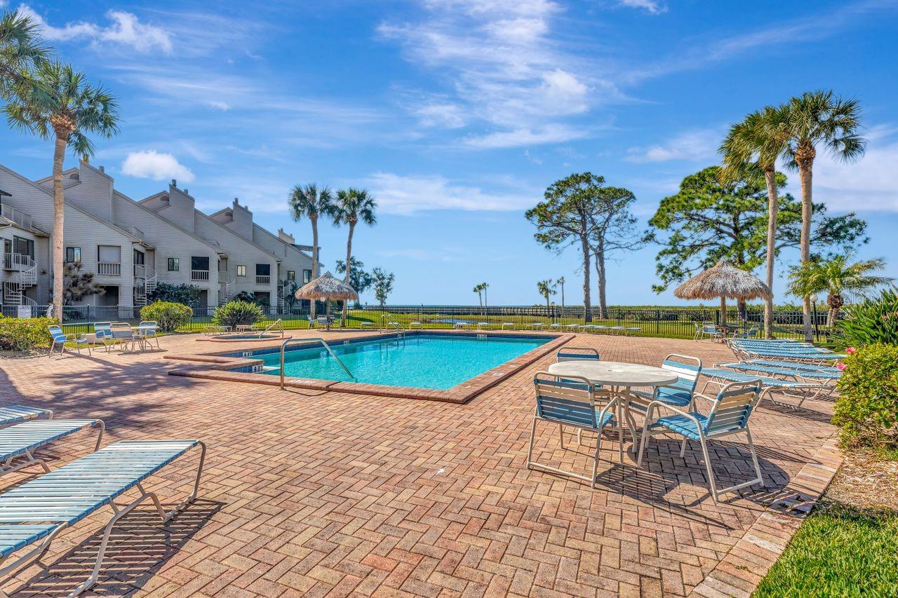 WINDRUSH NORTH-II CONDO - Residential