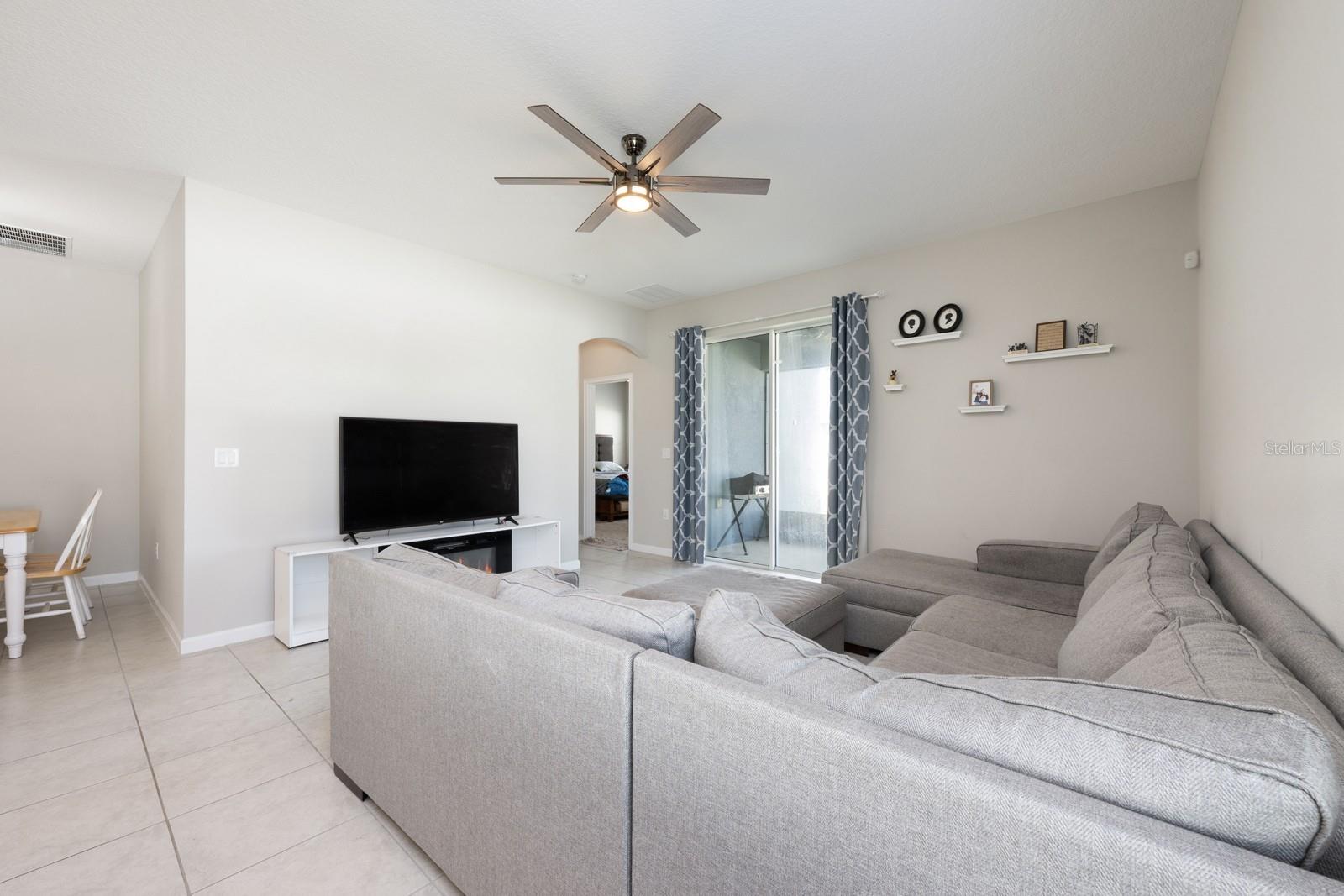 FERNANDA PLACE PH 2 - Residential