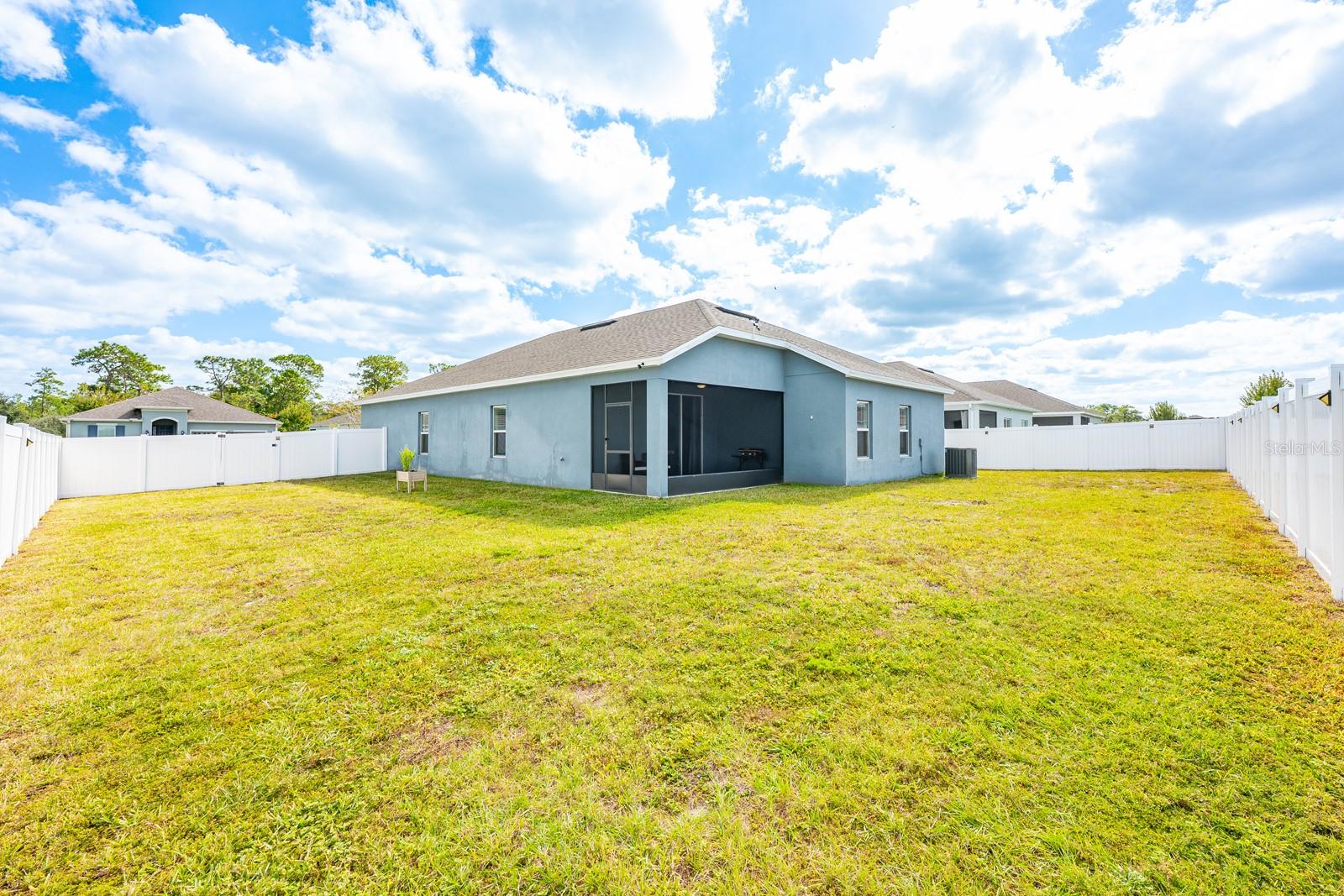 FERNANDA PLACE PH 2 - Residential