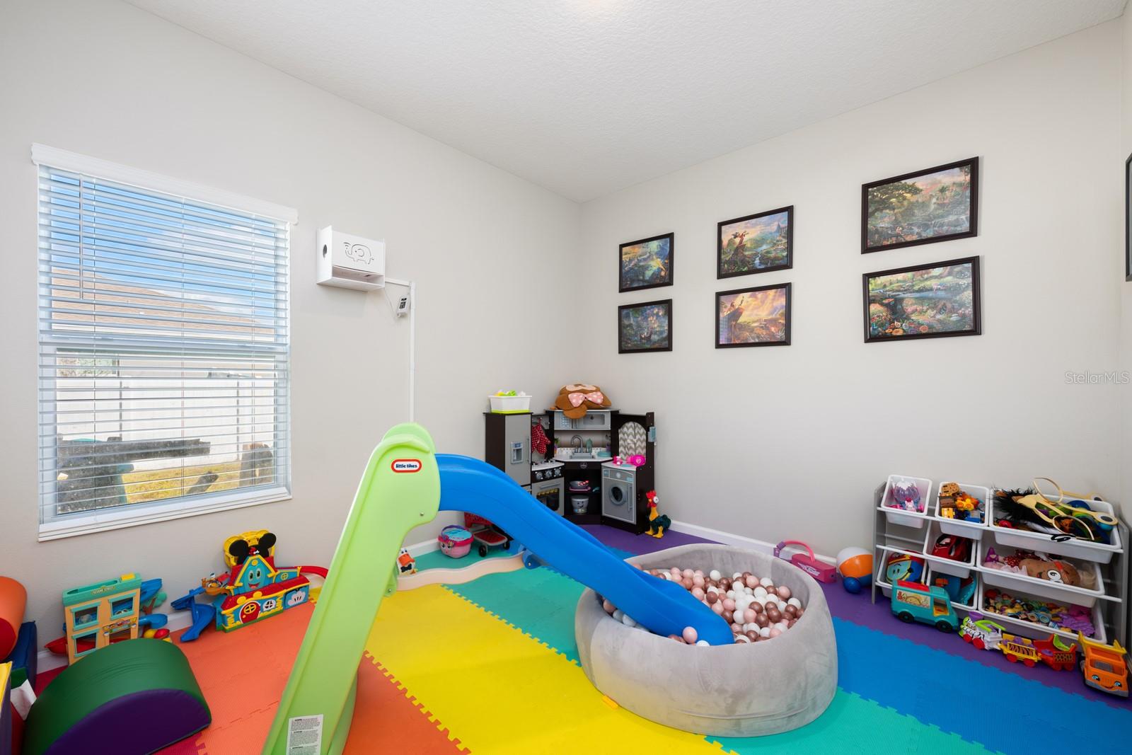 FERNANDA PLACE PH 2 - Residential