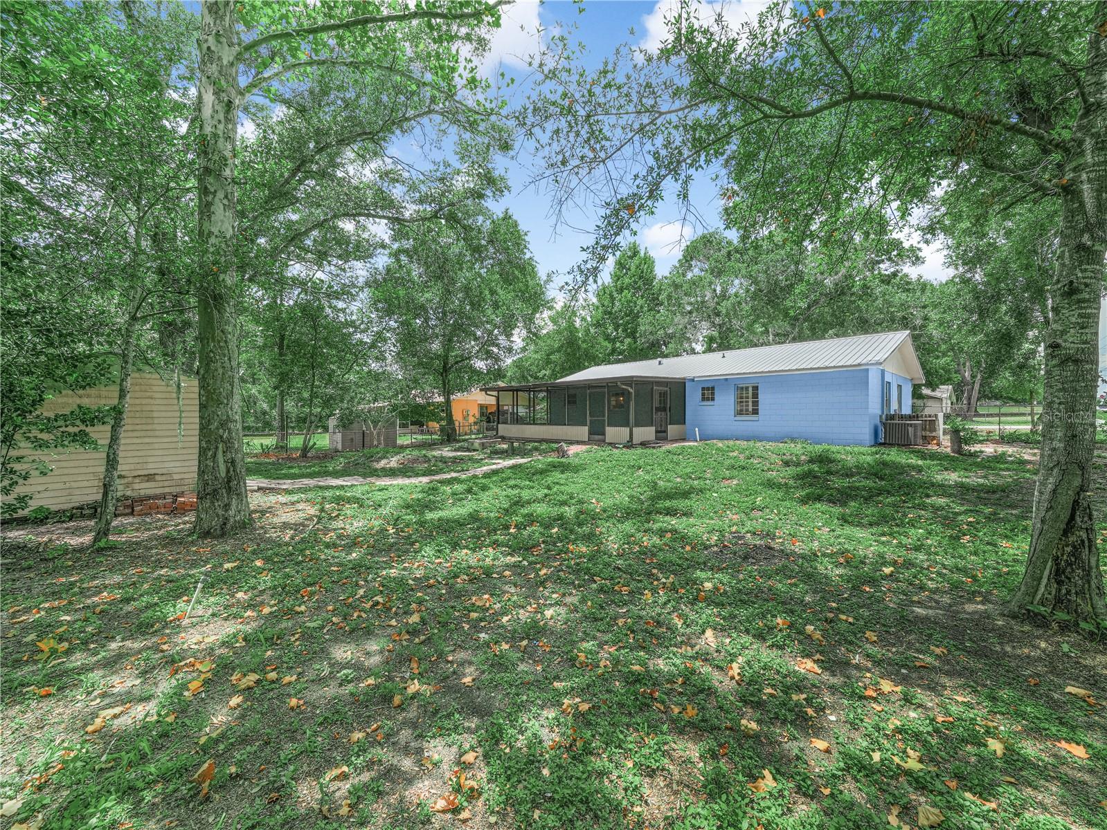 3855 HILL N DALE PLACE