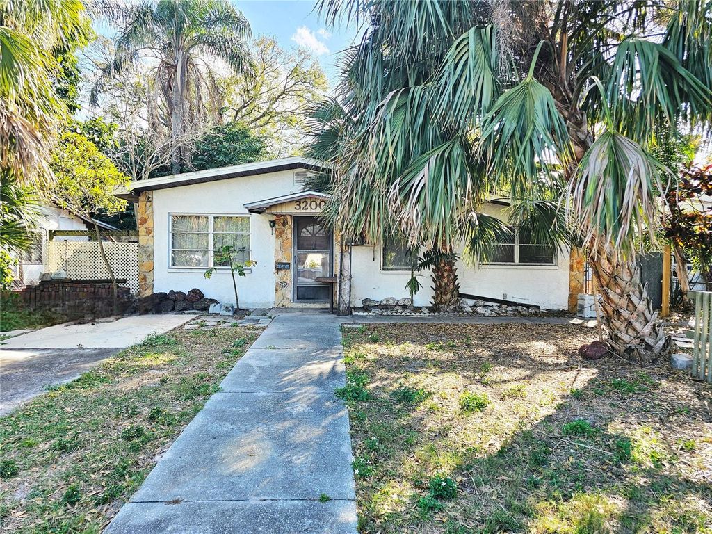 Photo of 3200 35th Avenue N, St Petersburg, FL 33713 (MLS # TB8467589)