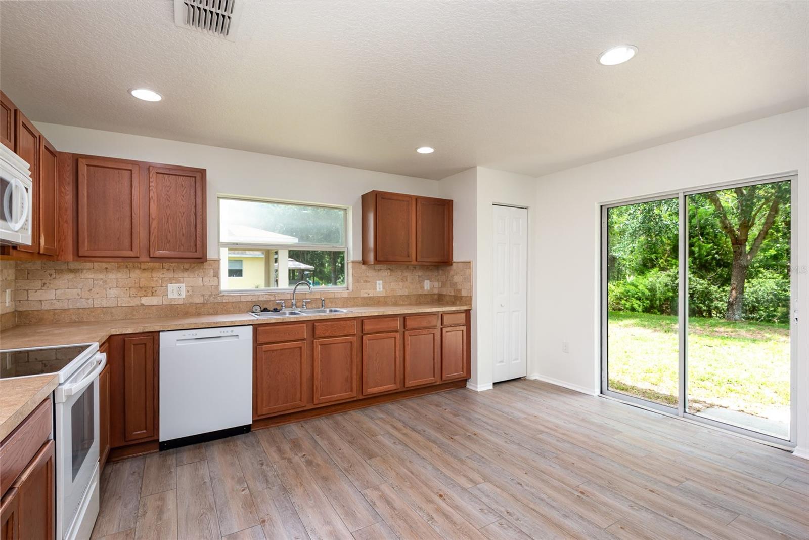 85 LEVEE LANE