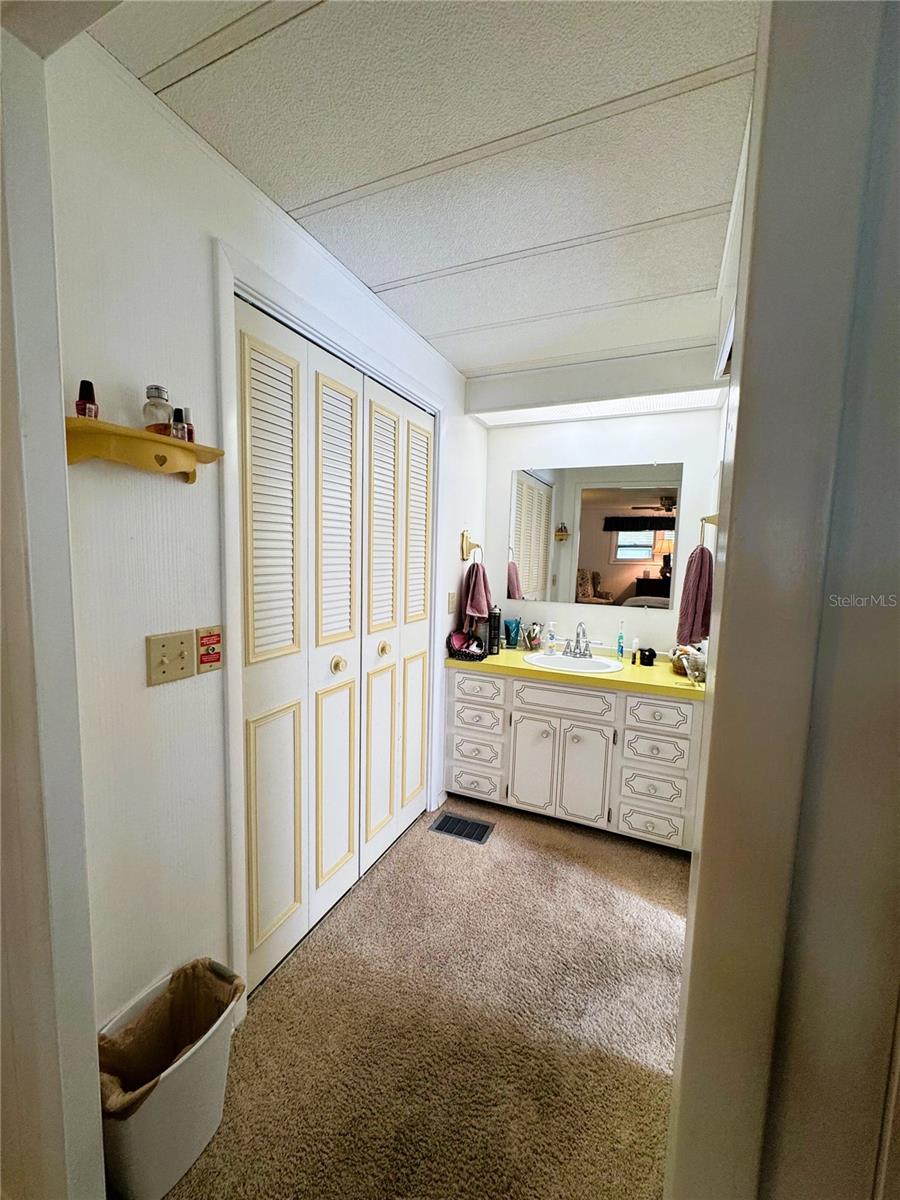 HAWTHORNE AT LEESBURG A COOP - Residential