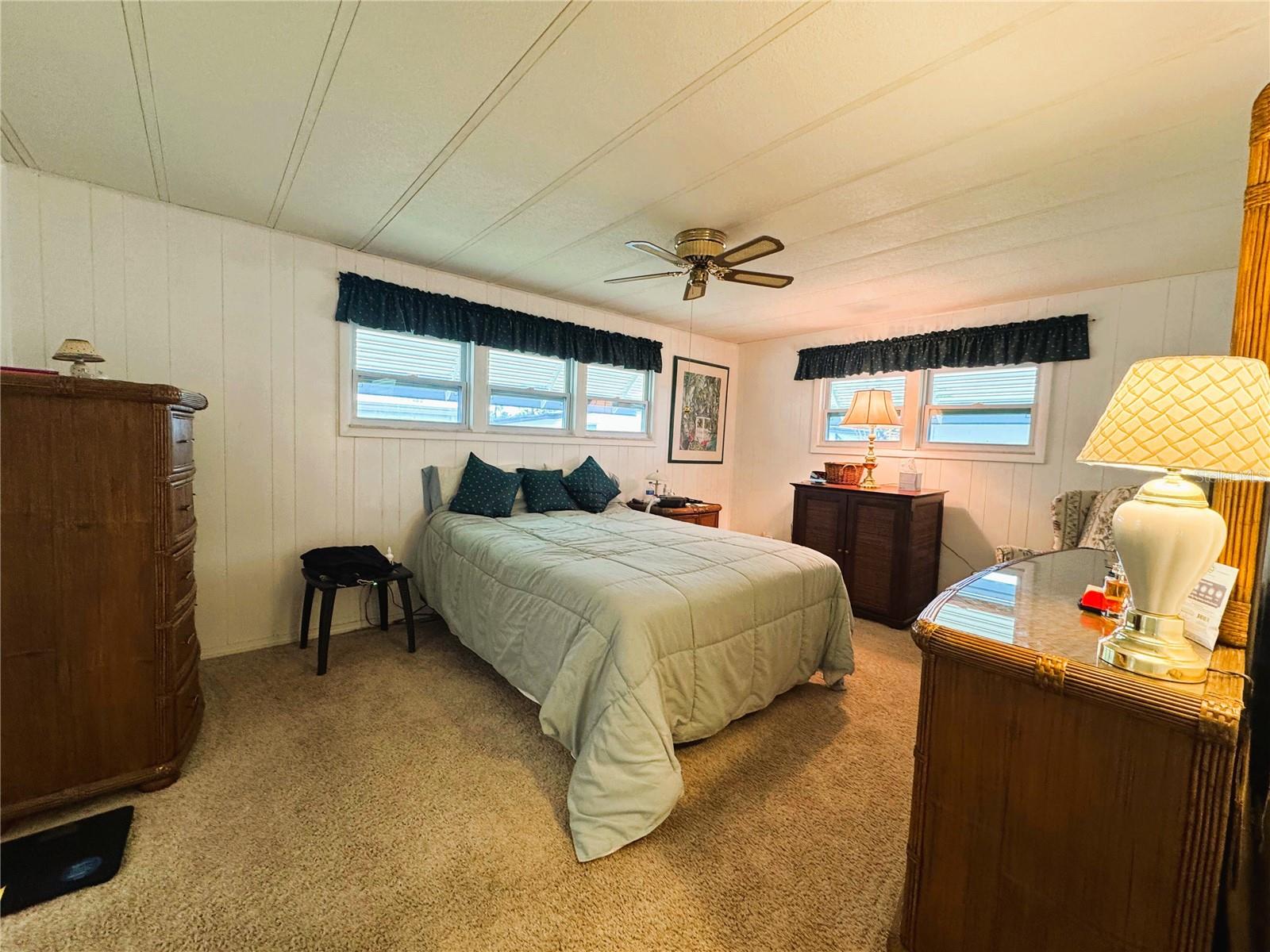 HAWTHORNE AT LEESBURG A COOP - Residential