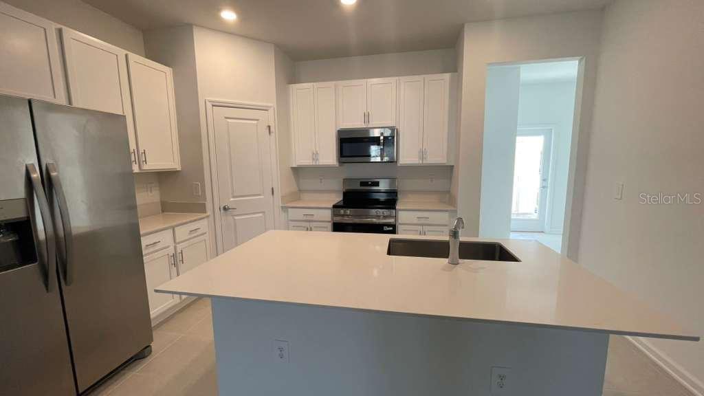 BRONSONS RIDGE 32S - Residential Lease