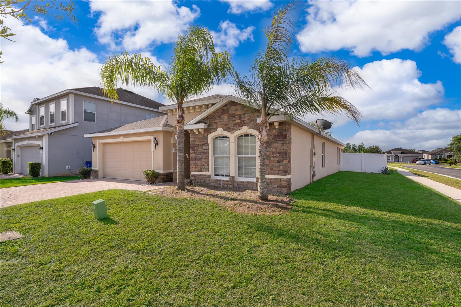 VILLAGIO - Residential