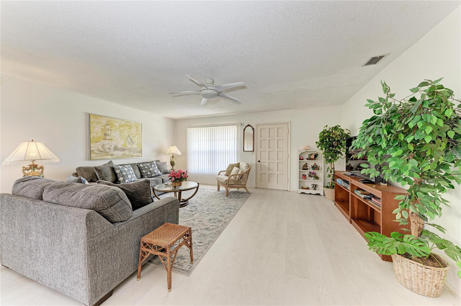 CAMBRIDGE VILLAGE - Residential