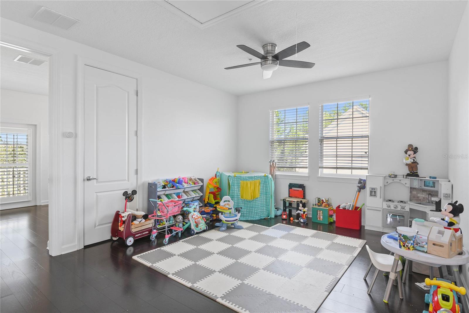 BALDWIN PARK 6 - Residential