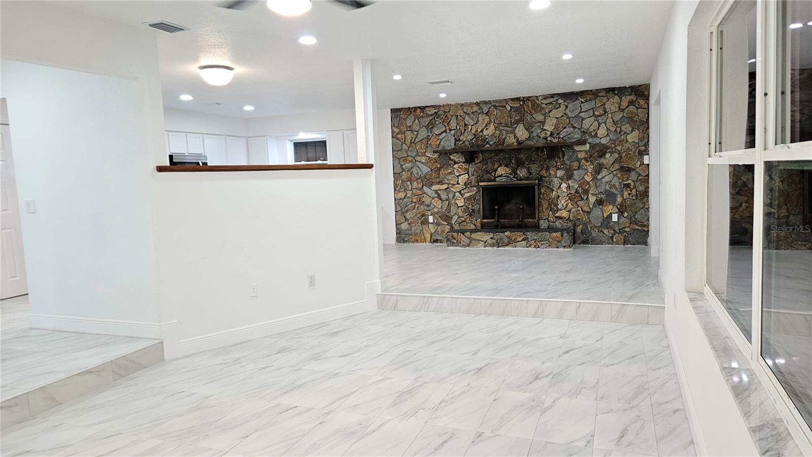 VIVA VILLAS - Residential