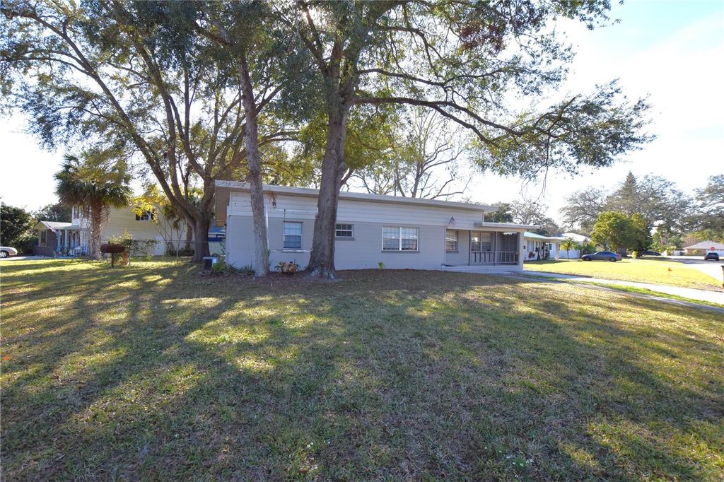 Photo of 1503 Hanson Avenue, Lakeland, FL 33803 (MLS # L4958907)