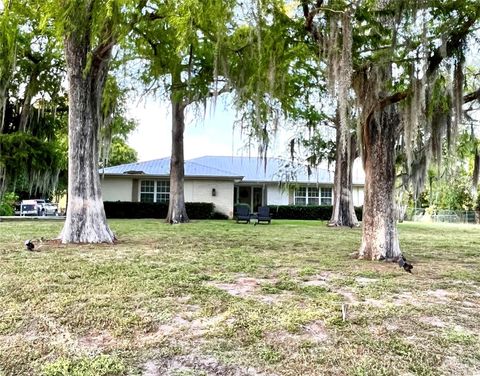 A home in CLEWISTON