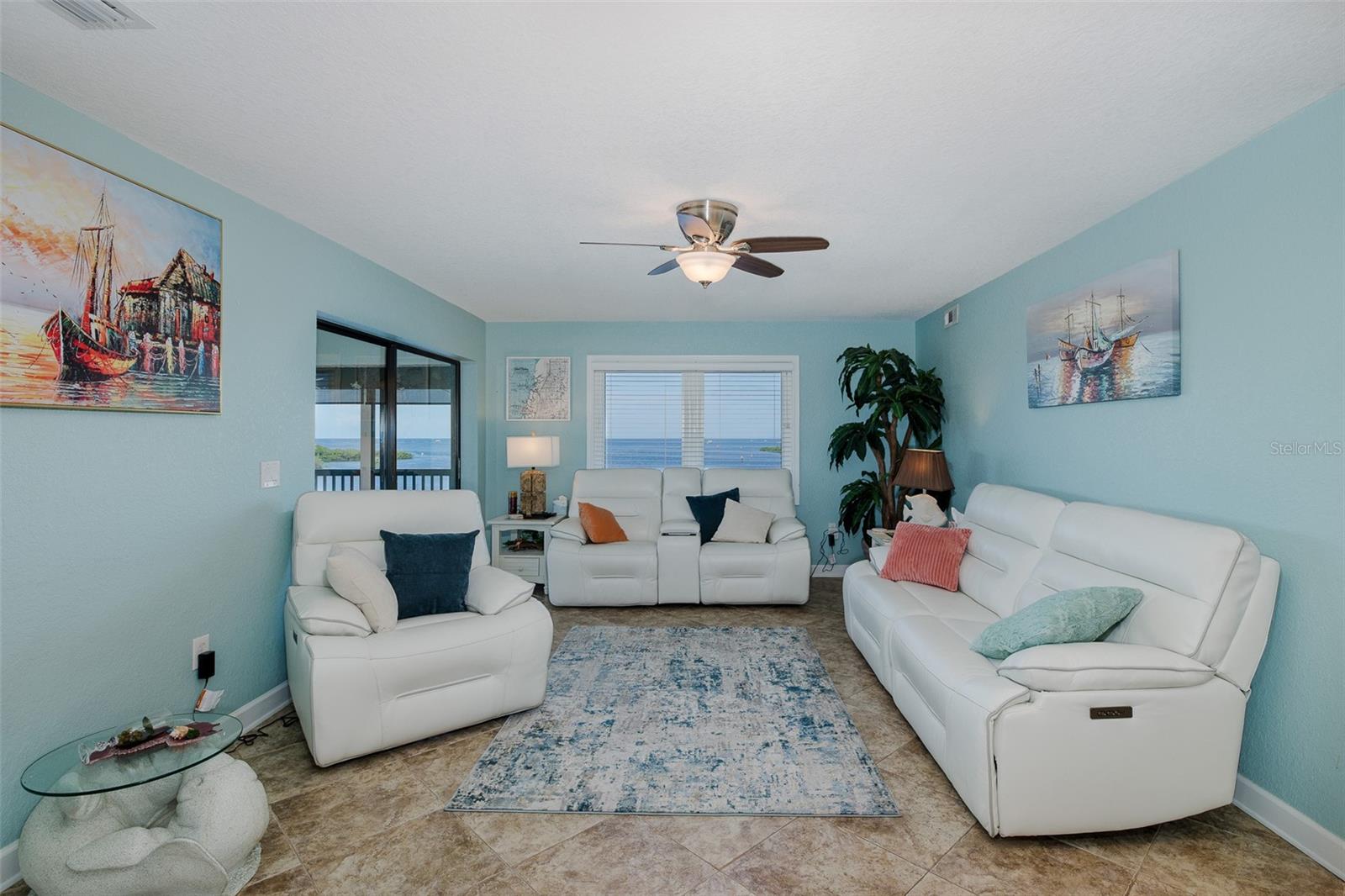 SAND PEBBLE POINTE CONDO 01 AMD 02 - Residential