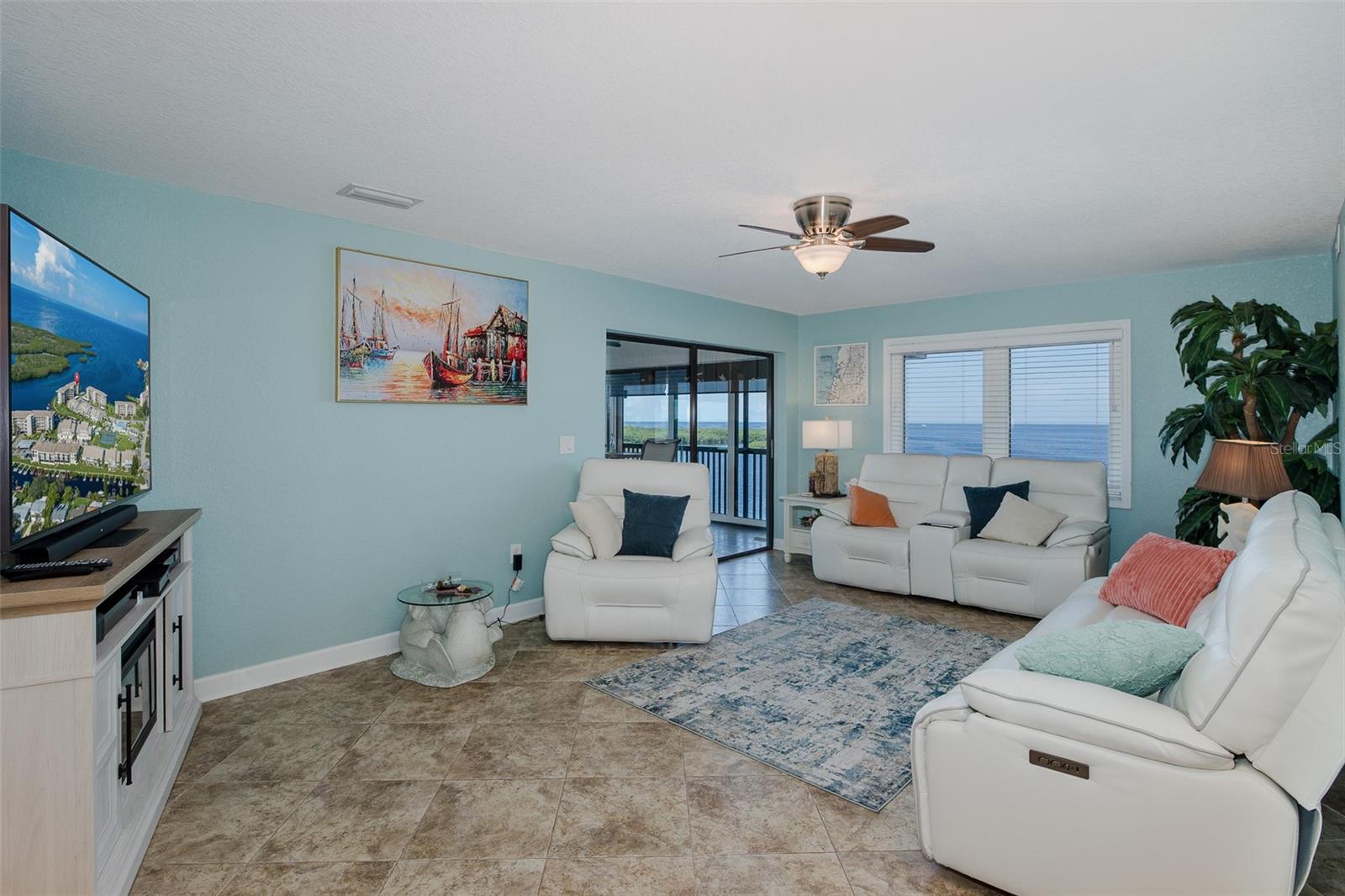 SAND PEBBLE POINTE CONDO 01 AMD 02 - Residential