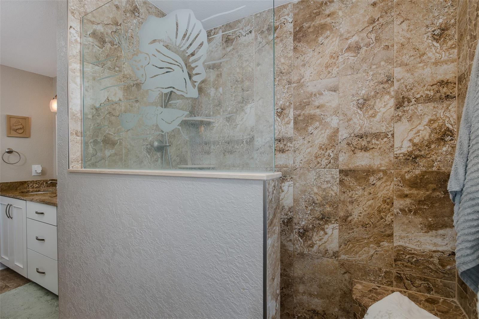 SAND PEBBLE POINTE CONDO 01 AMD 02 - Residential
