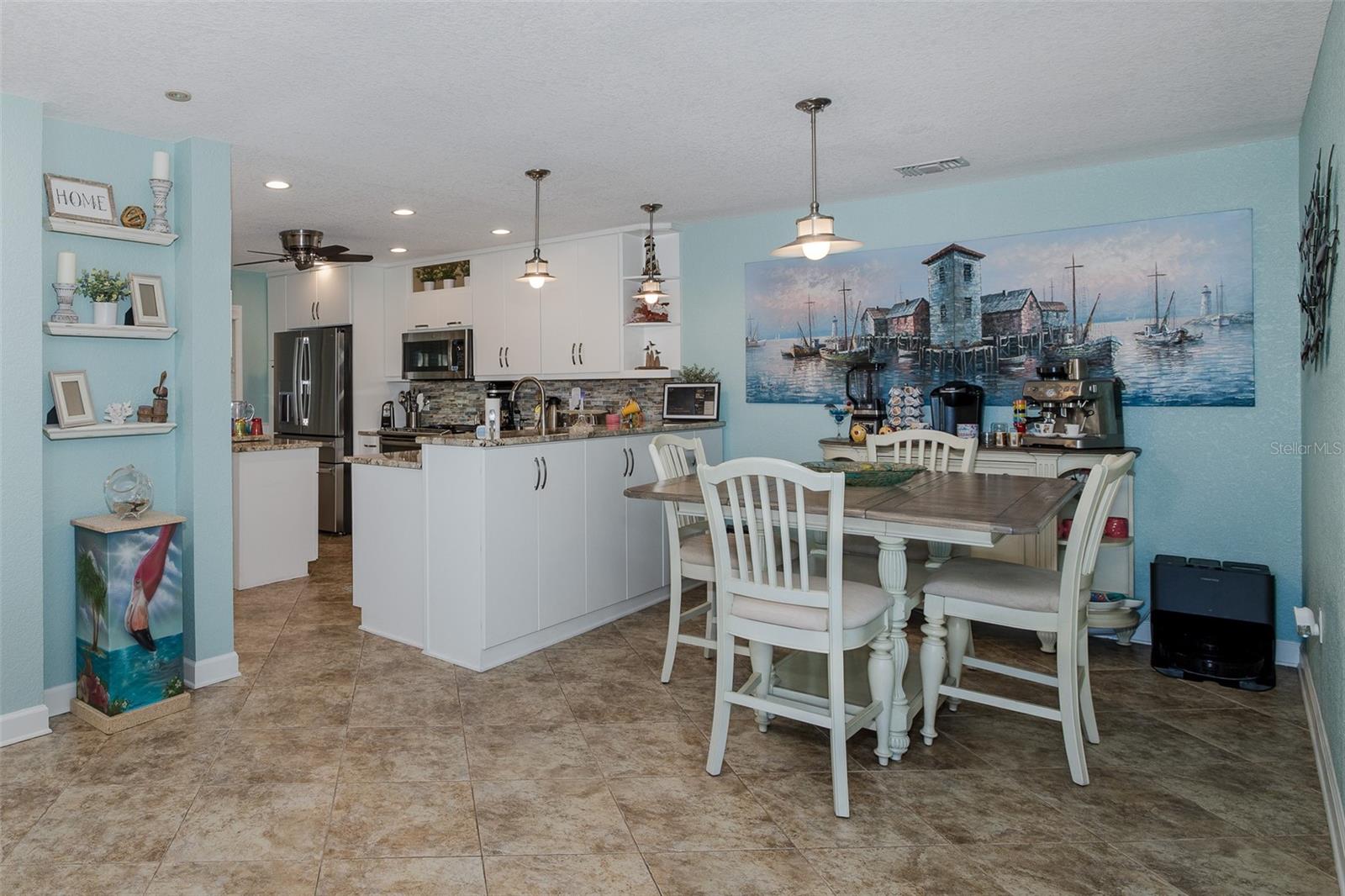 SAND PEBBLE POINTE CONDO 01 AMD 02 - Residential