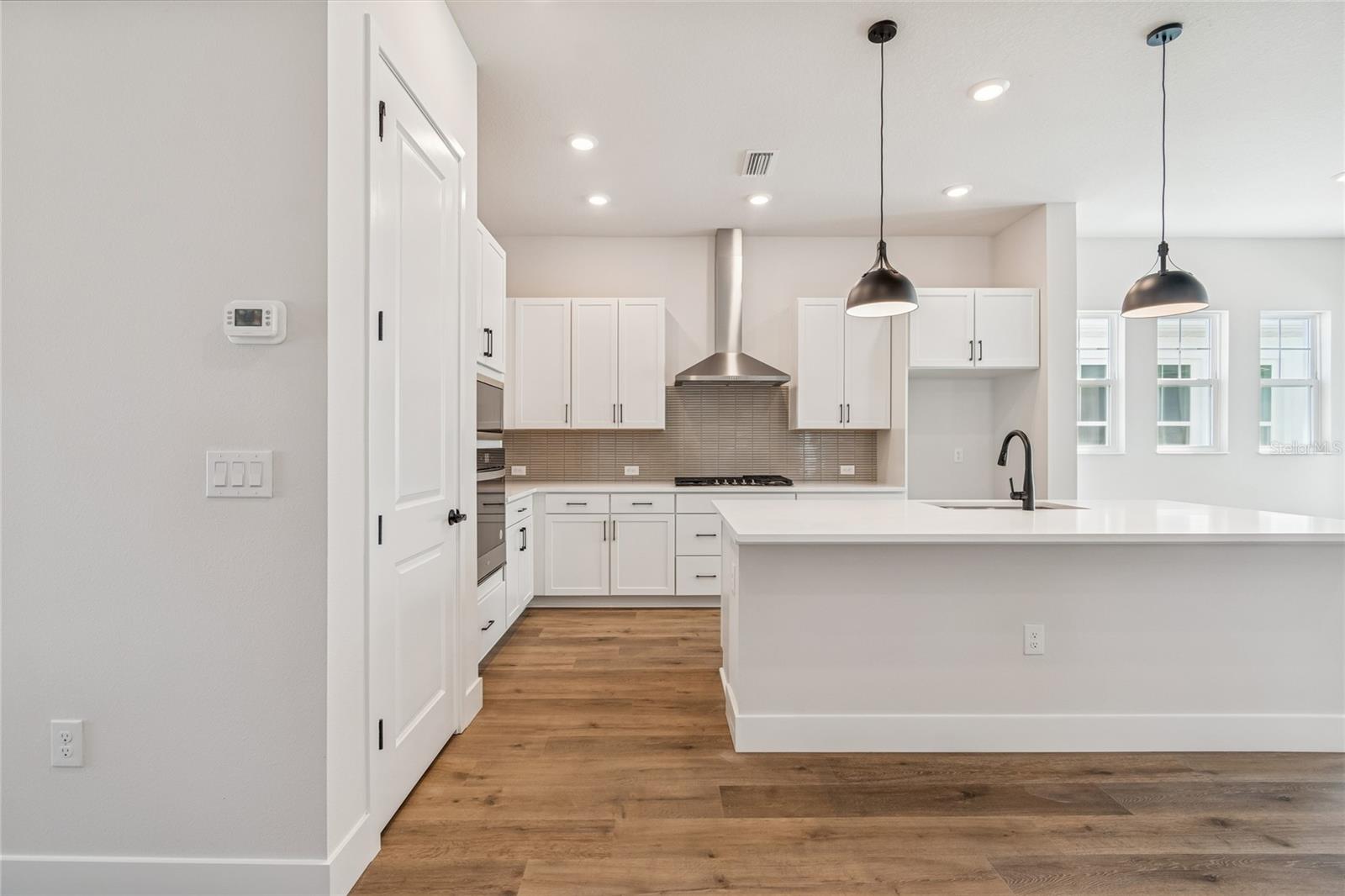 EMERALD LANDING AT WATERSIDE - Residential