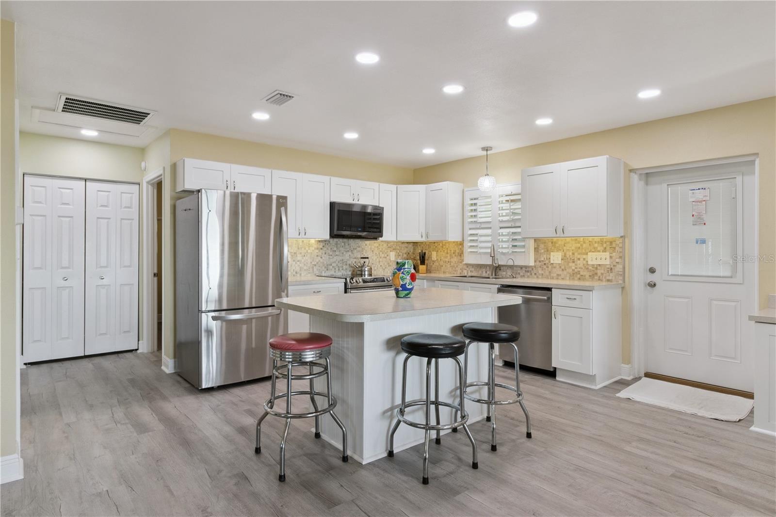 TIOTIE BEACH ESTATES UNIT 1 - Residential