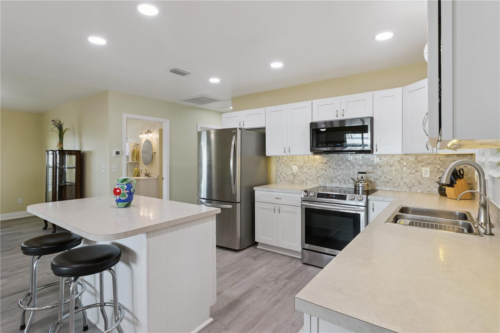 TIOTIE BEACH ESTATES UNIT 1 - Residential