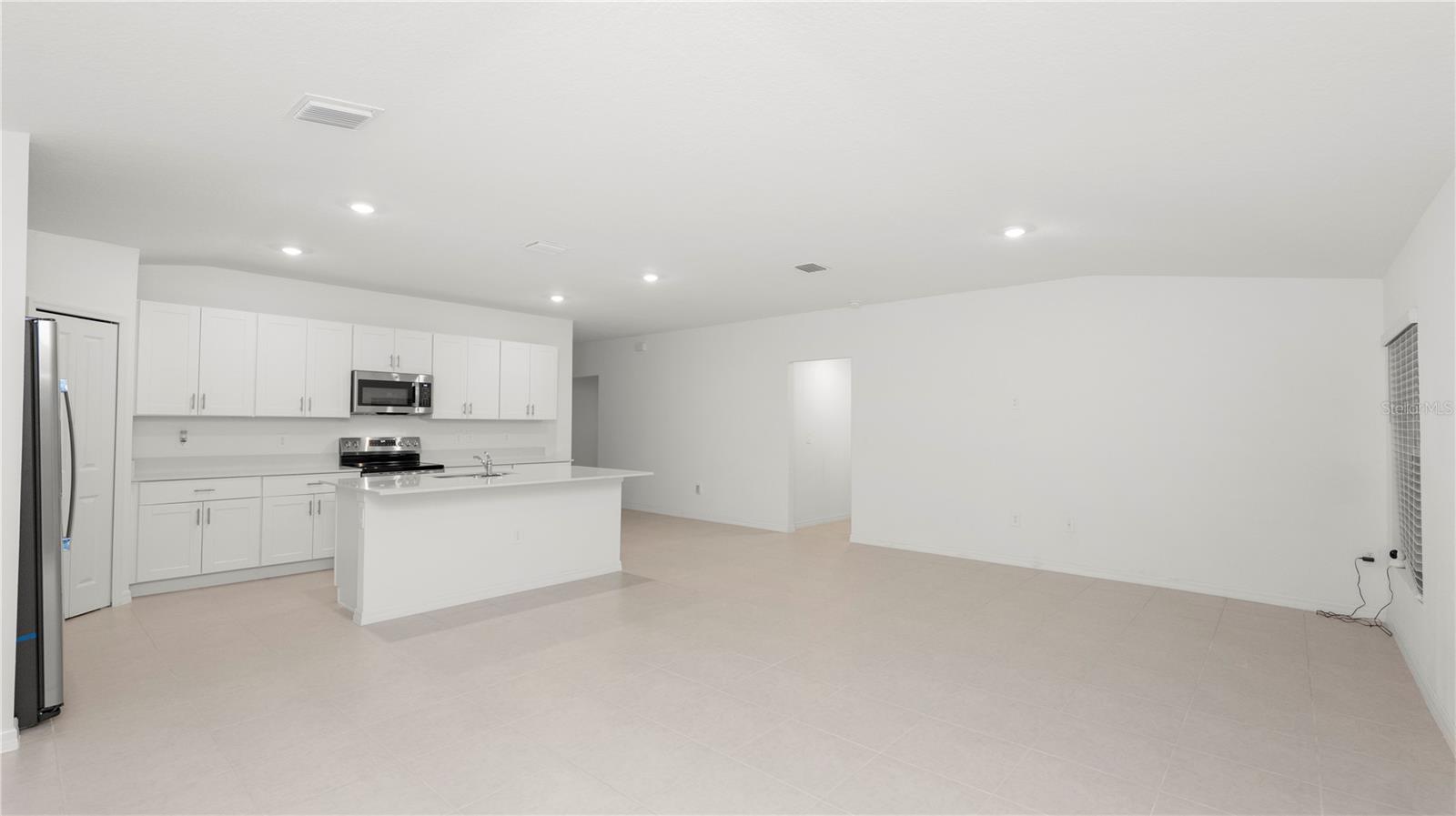 CYPRESS POINT AT LAKE PARKER MANORS - Residential