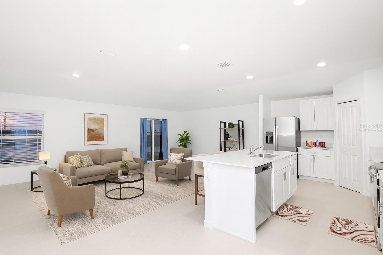 CYPRESS POINT AT LAKE PARKER MANORS - Residential