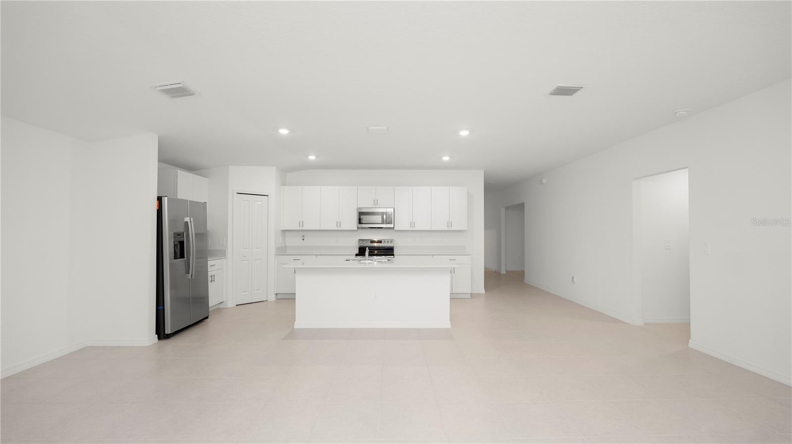 CYPRESS POINT AT LAKE PARKER MANORS - Residential