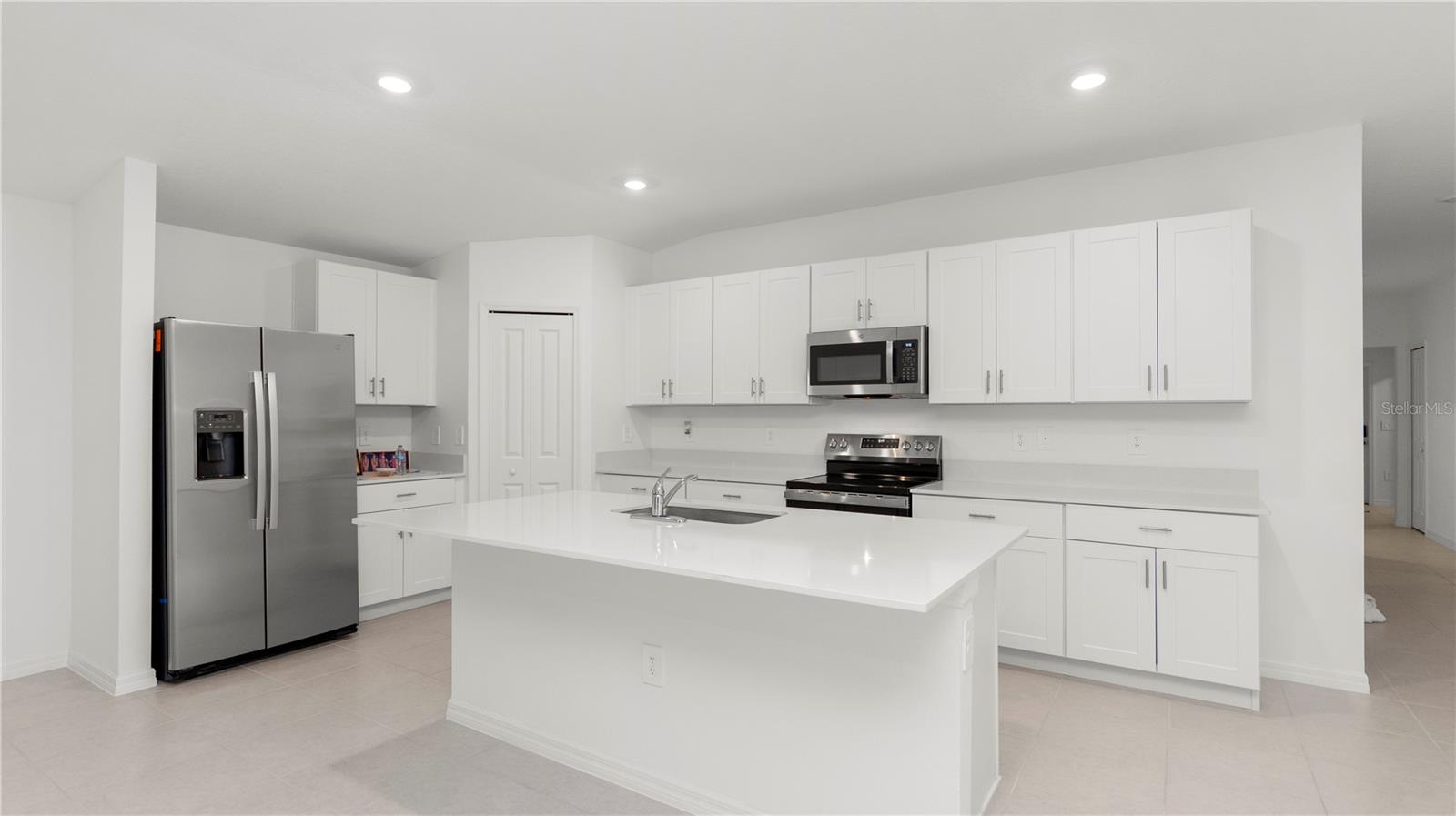 CYPRESS POINT AT LAKE PARKER MANORS - Residential