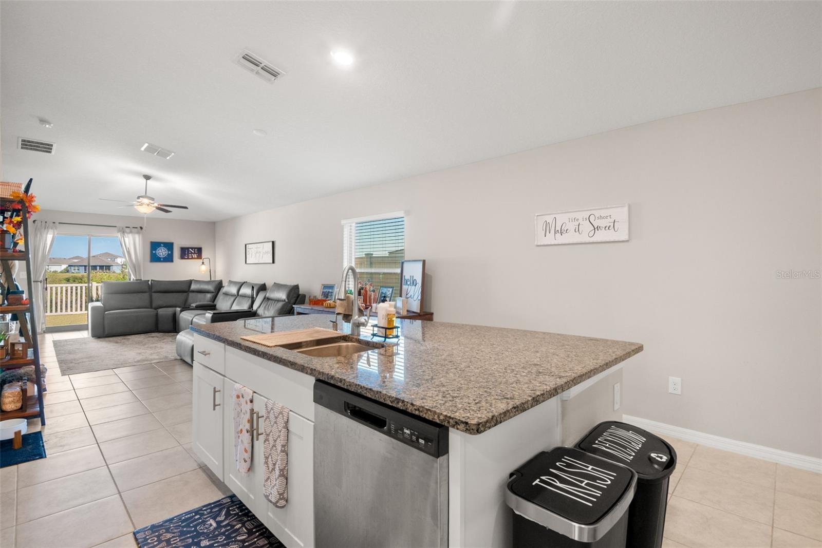 LAKESIDE PH 4 - Residential