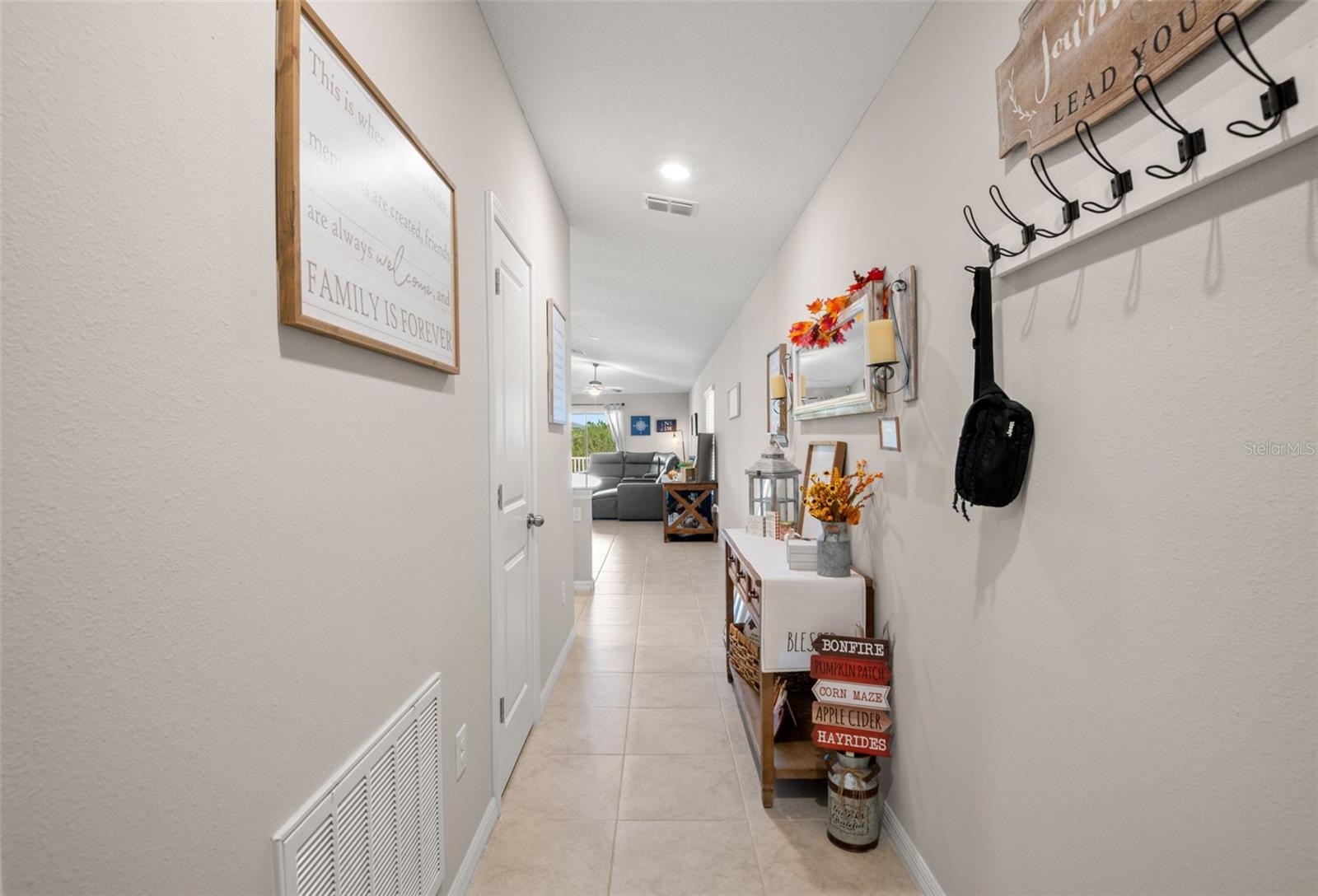 LAKESIDE PH 4 - Residential