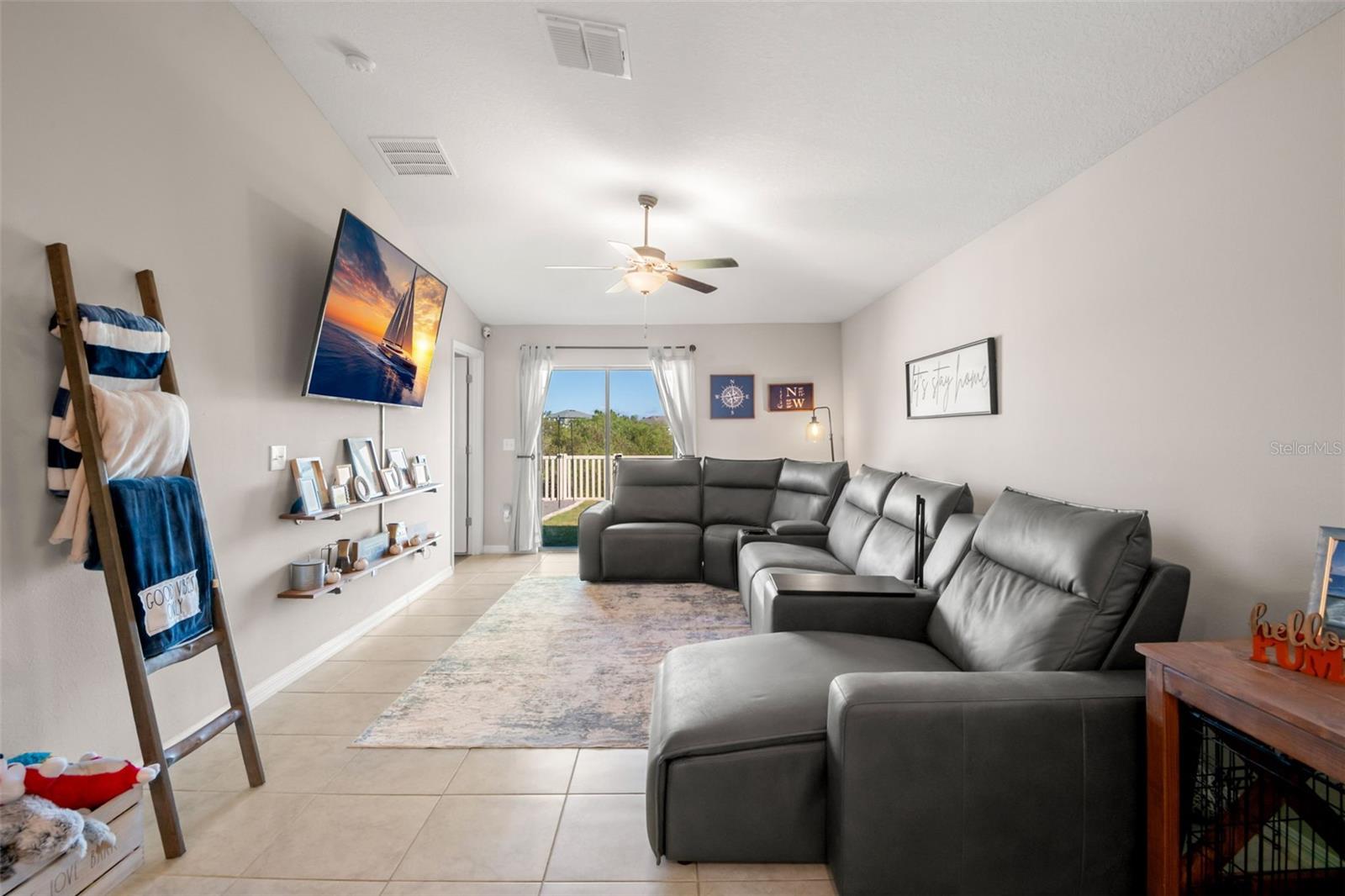 LAKESIDE PH 4 - Residential