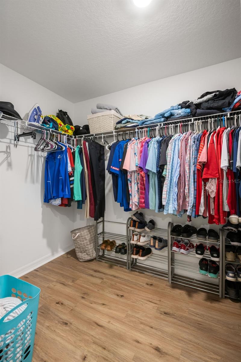 LAKESIDE PH 4 - Residential