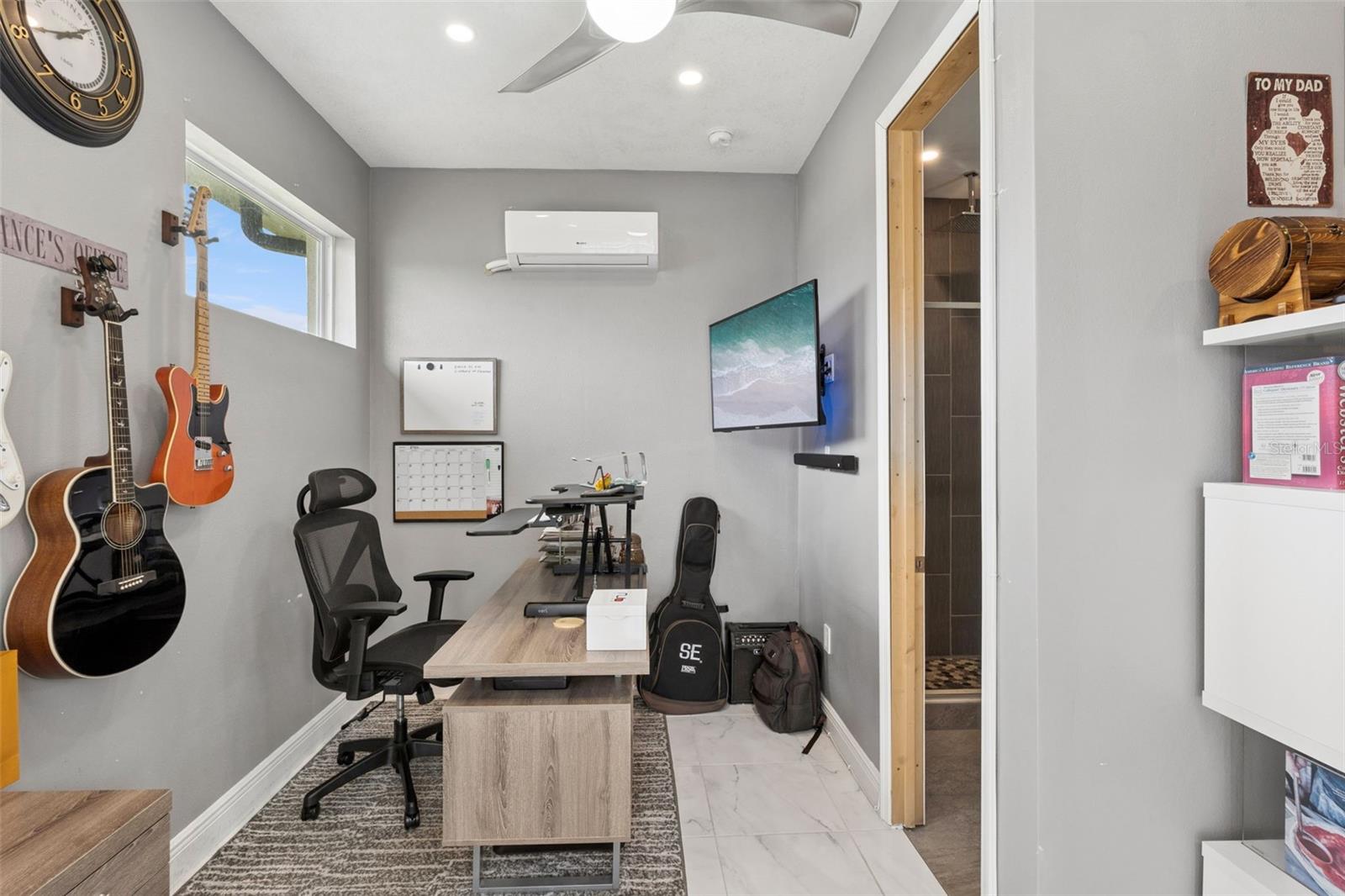 BELLALAGO PH 4P - Residential