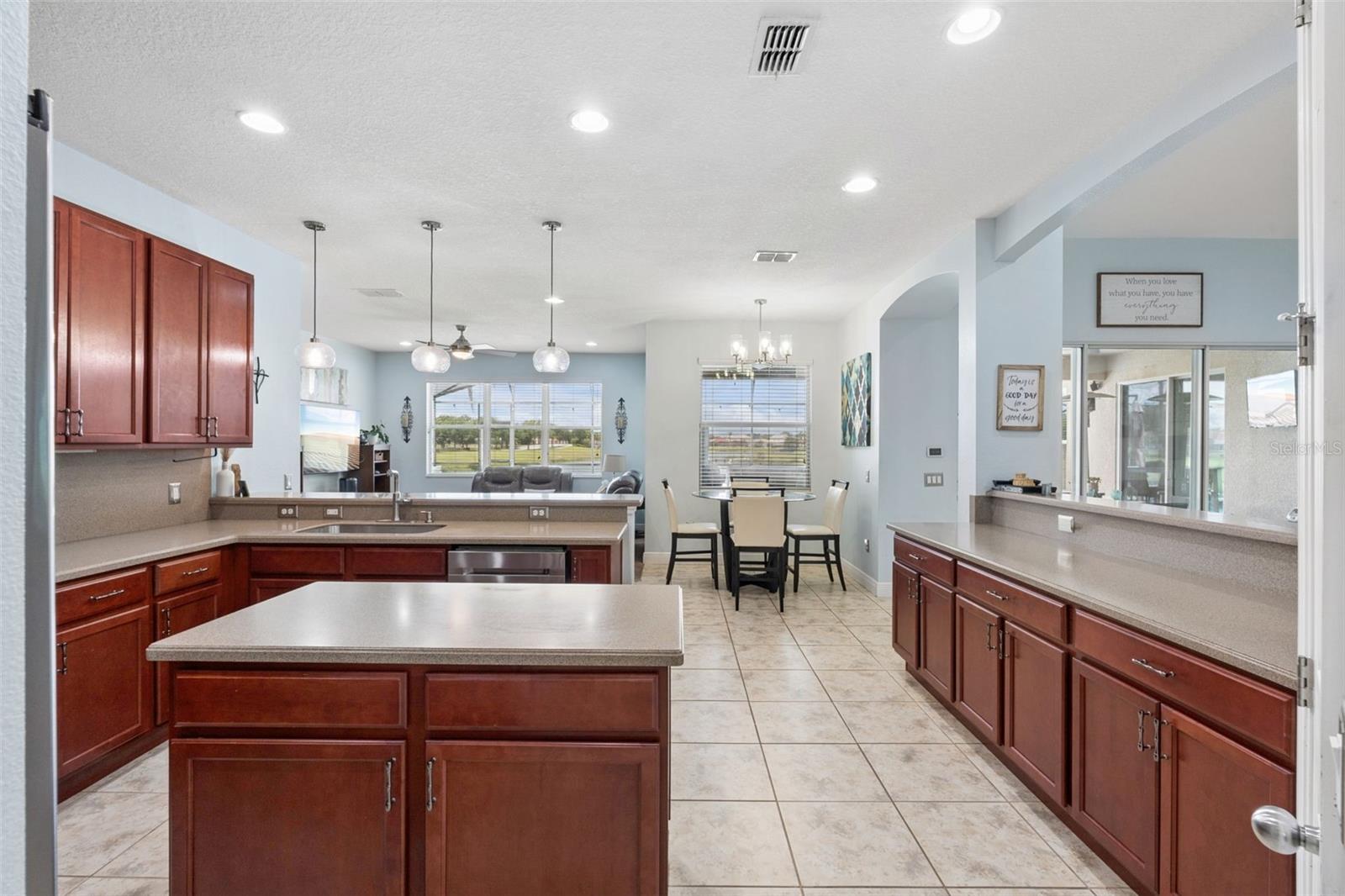 BELLALAGO PH 4P - Residential