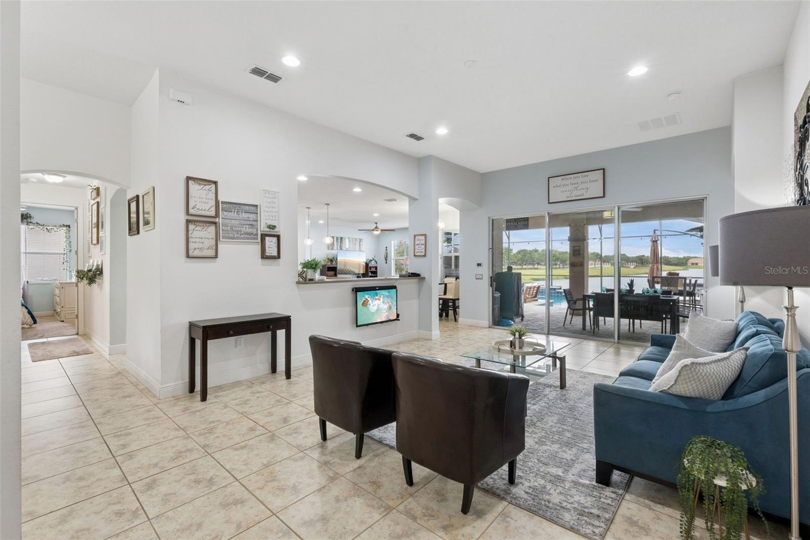 BELLALAGO PH 4P - Residential