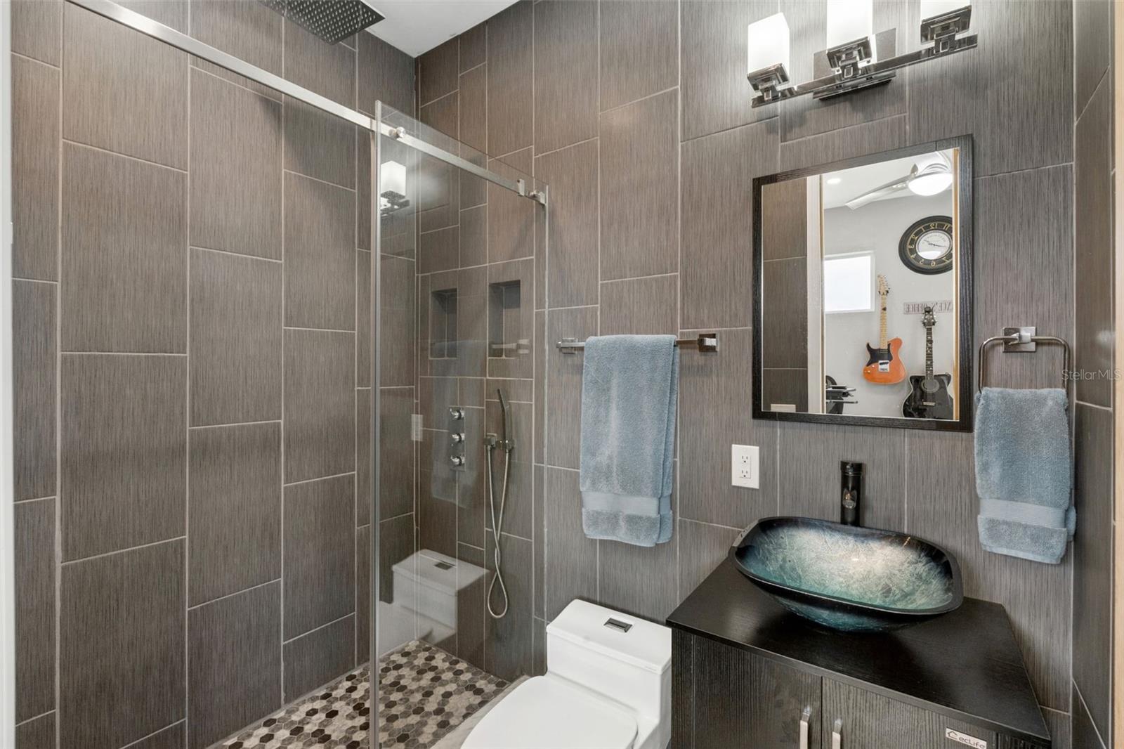 BELLALAGO PH 4P - Residential