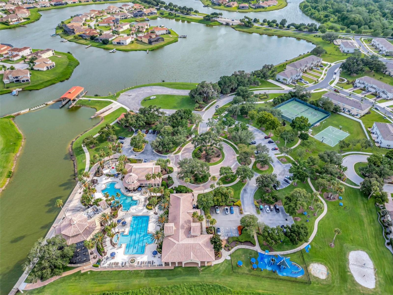 BELLALAGO PH 4P - Residential