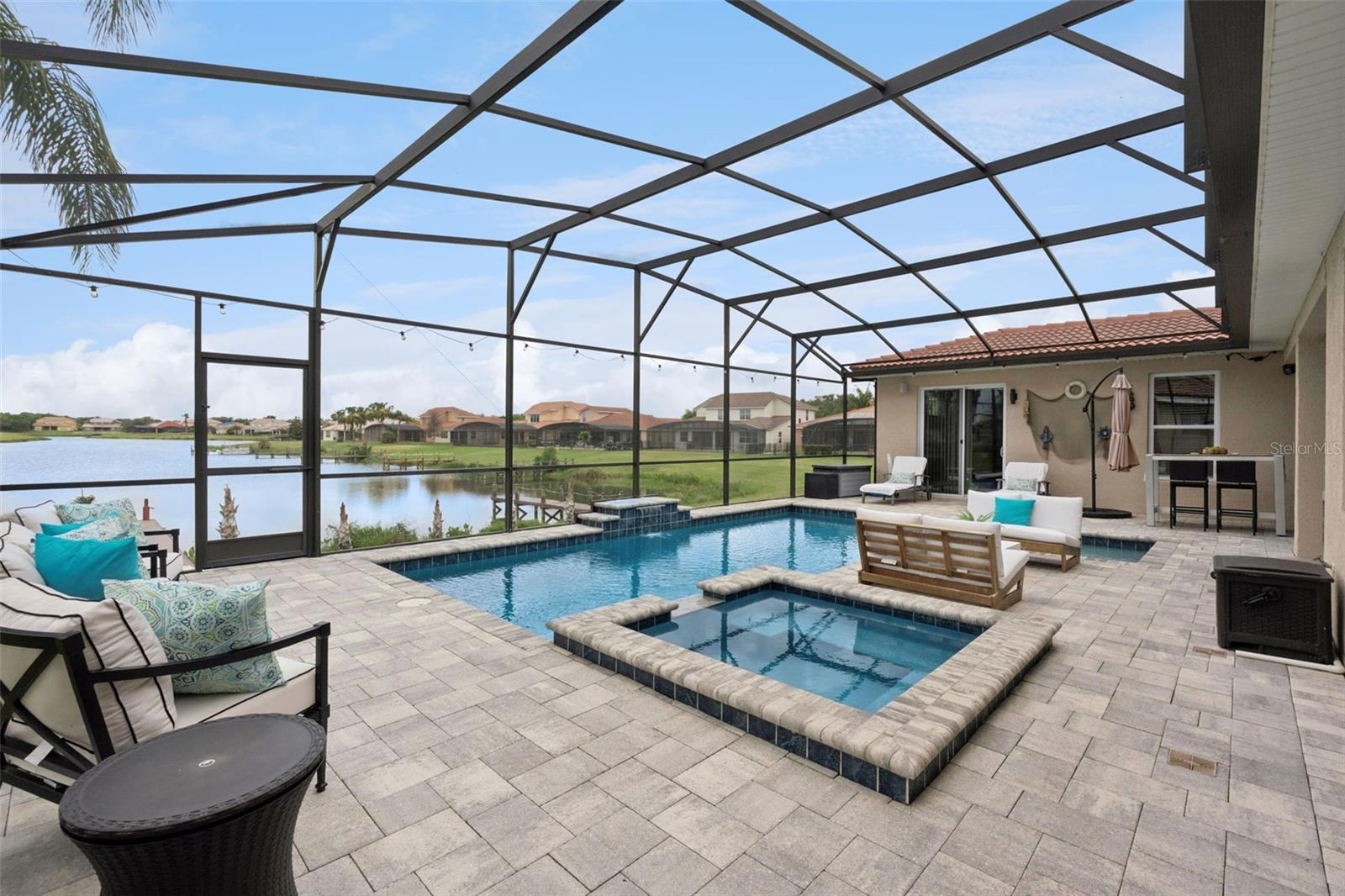 BELLALAGO PH 4P - Residential