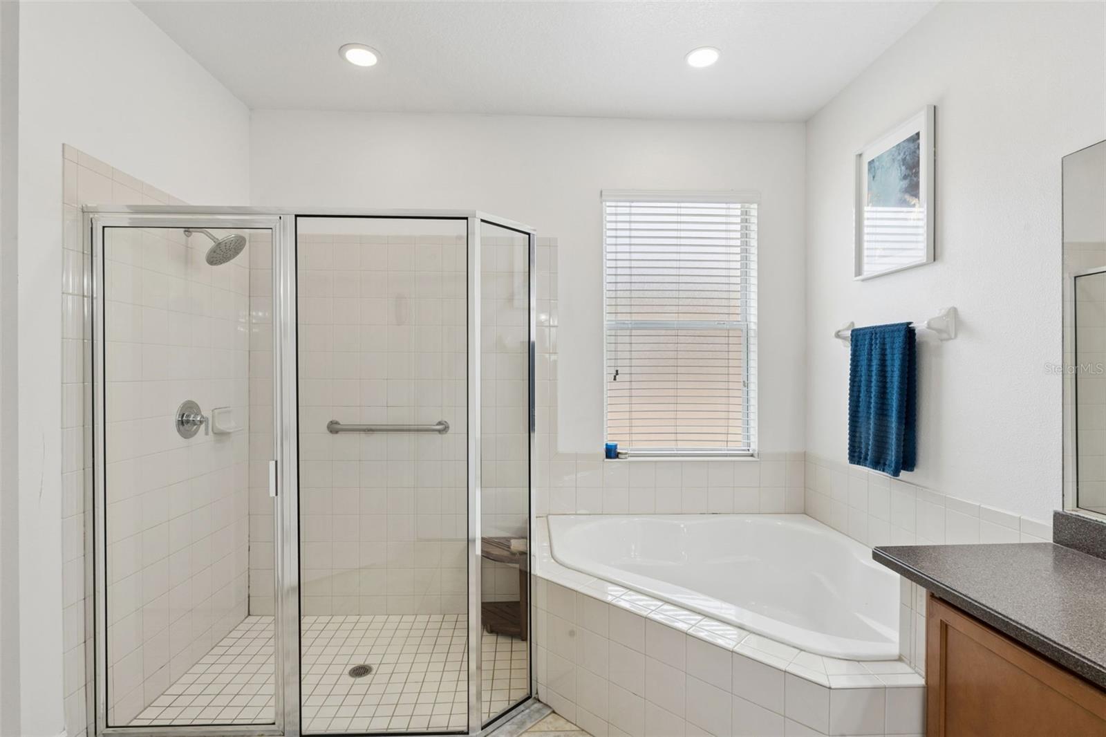 BELLALAGO PH 4P - Residential