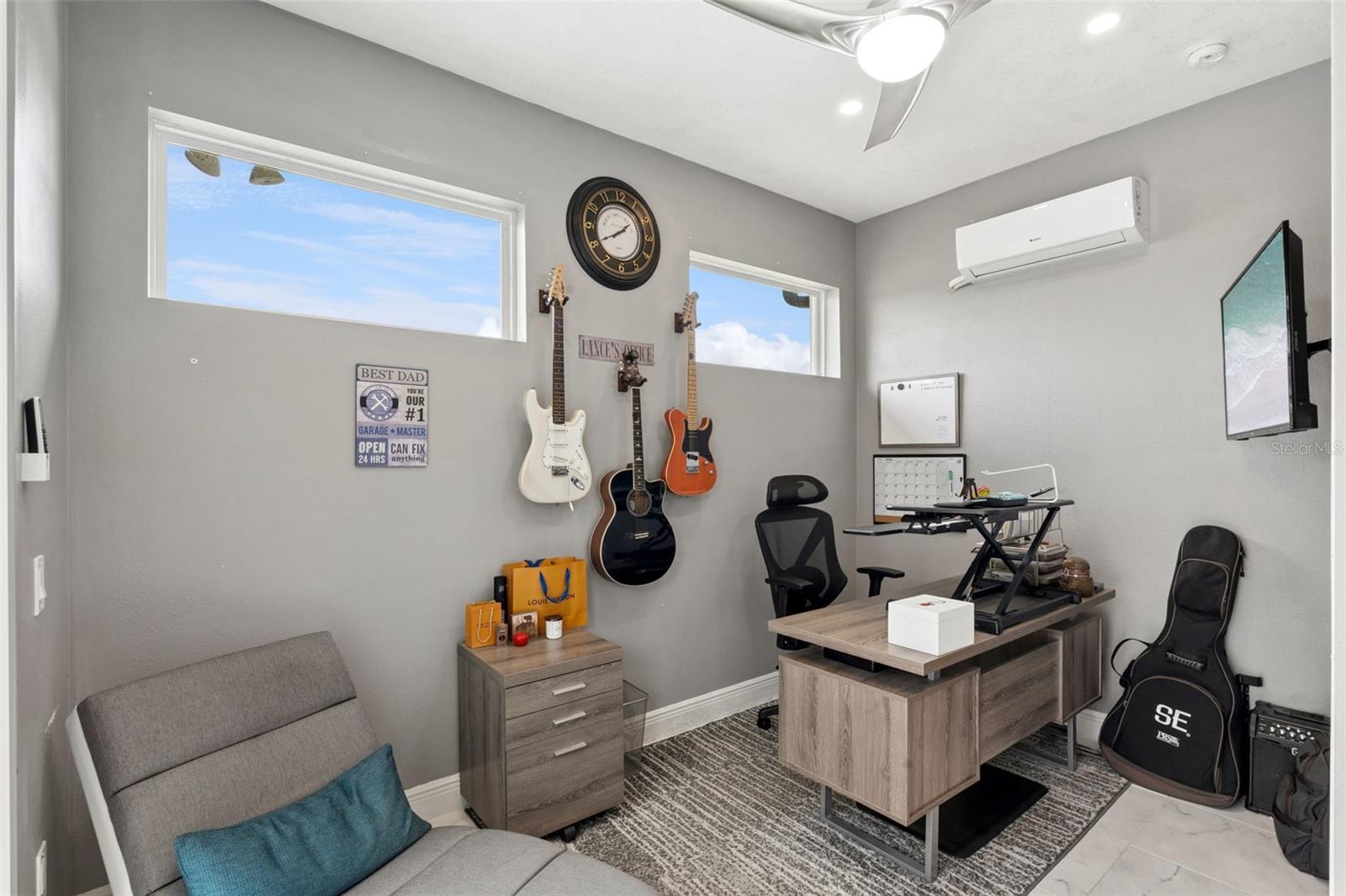 BELLALAGO PH 4P - Residential