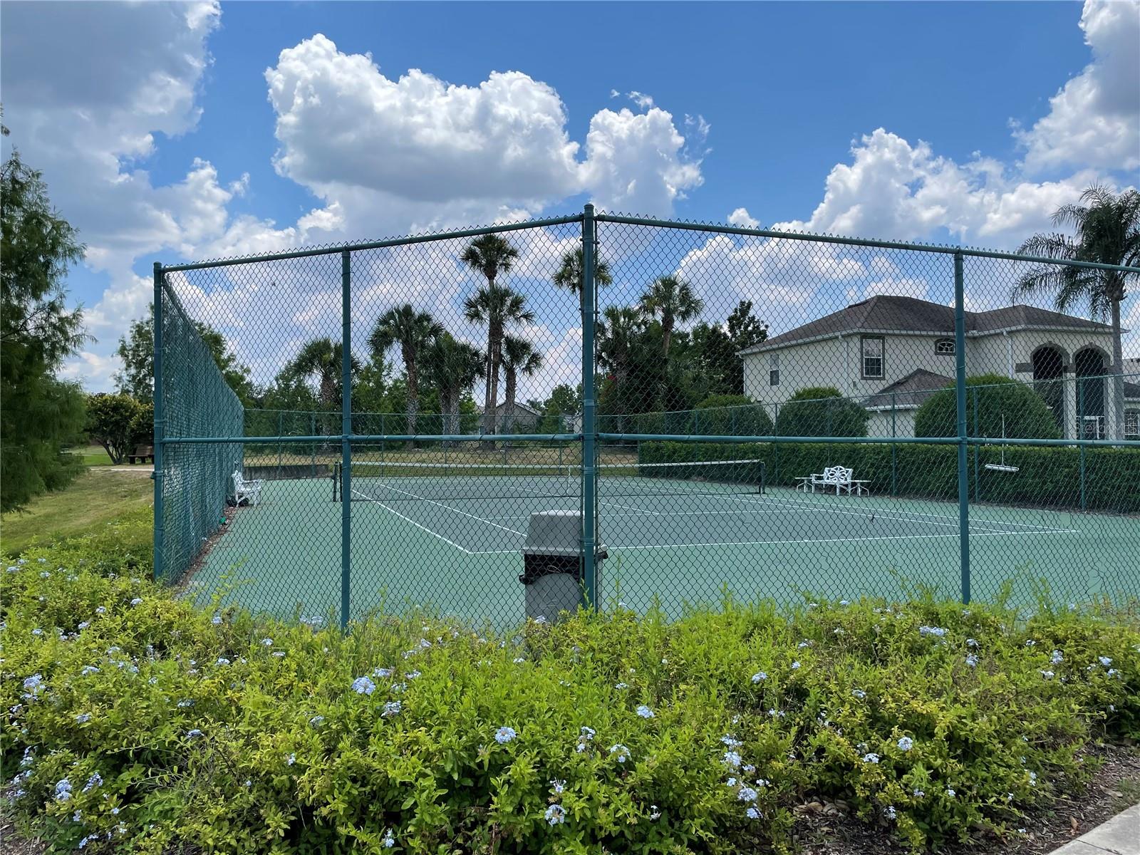 PARKSTONE UNIT 4 - Residential Lease