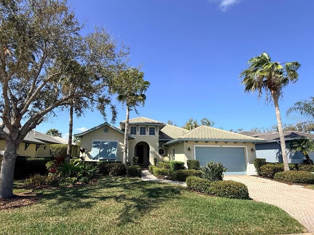 Photo of 904 Riverscape Street, Bradenton, FL 34208 (MLS # A4684220)
